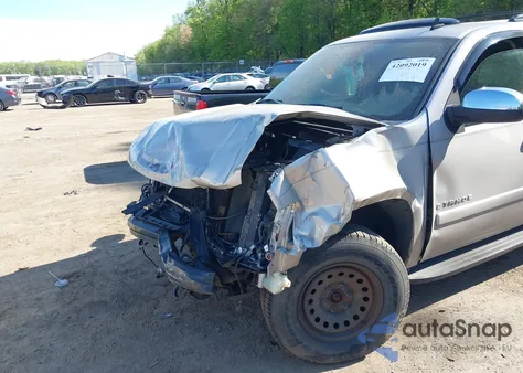 2007 Chevrolet Tahoe Ltz из США, поврежденный, VIN 1GNFK13007J358815